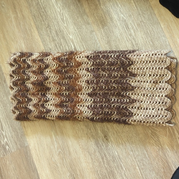Missoni brown wool zigzag infinity scarf. - Picture 3 of 6